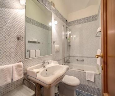 Navona Garden Suites Рим Экстерьер фото